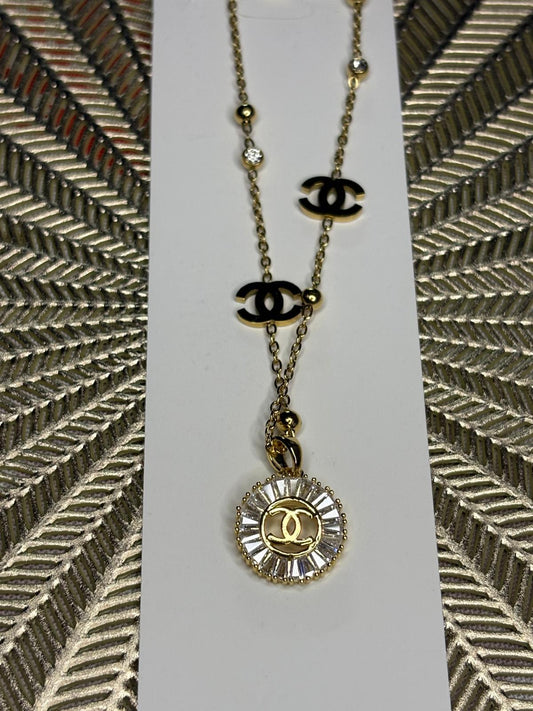 COLAR CHANEL